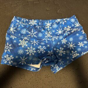 Fleo Snowflake Shorts; 2" Size Medium